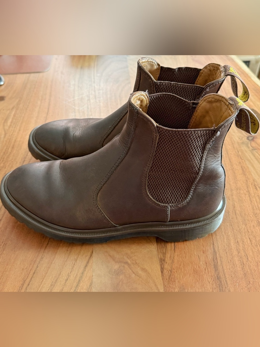 Doc Martens 2976 Leather Chelsea Boot - Size 9